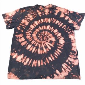 Bleach dye T-shirt